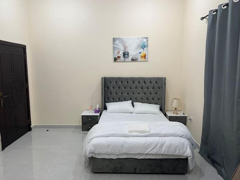 Luxurious studio apartment close to airport
