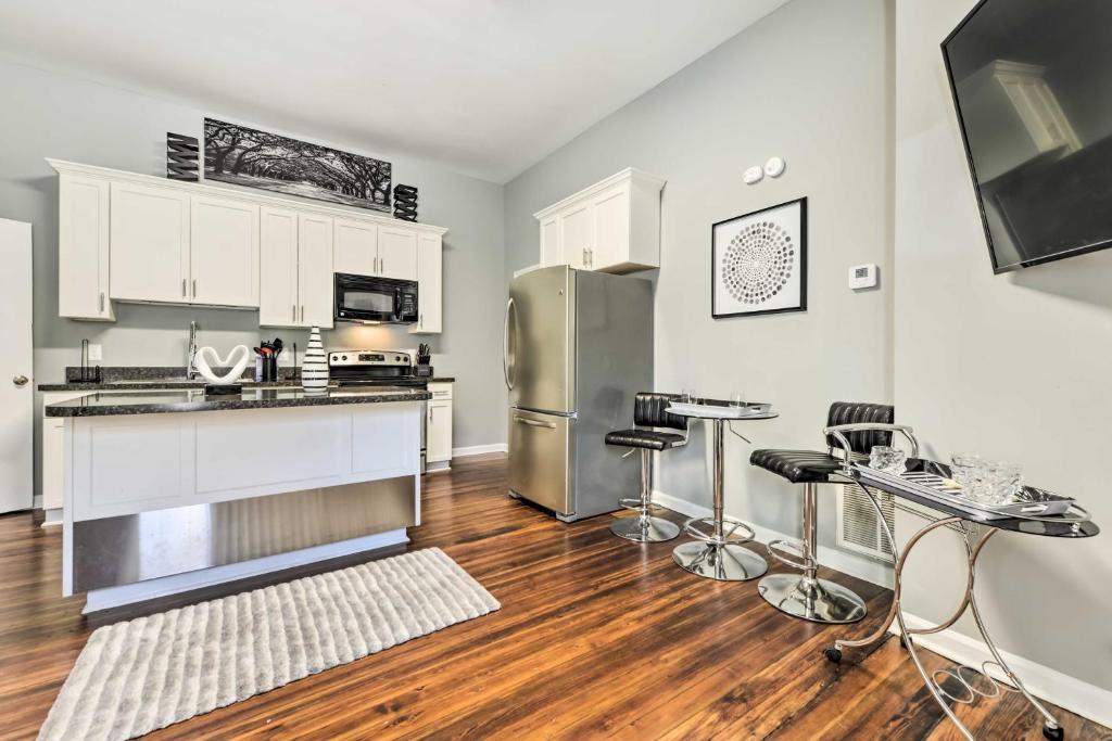 Updated Downtown Raleigh Retreat!