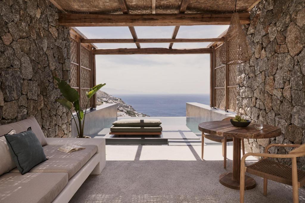 Archipelagos All Suites (Elia Beach)