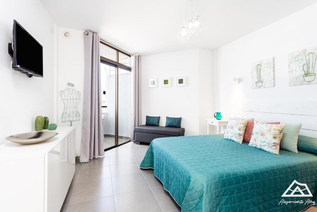 Alojamiento Alby: Oceano (Los Cristianos)