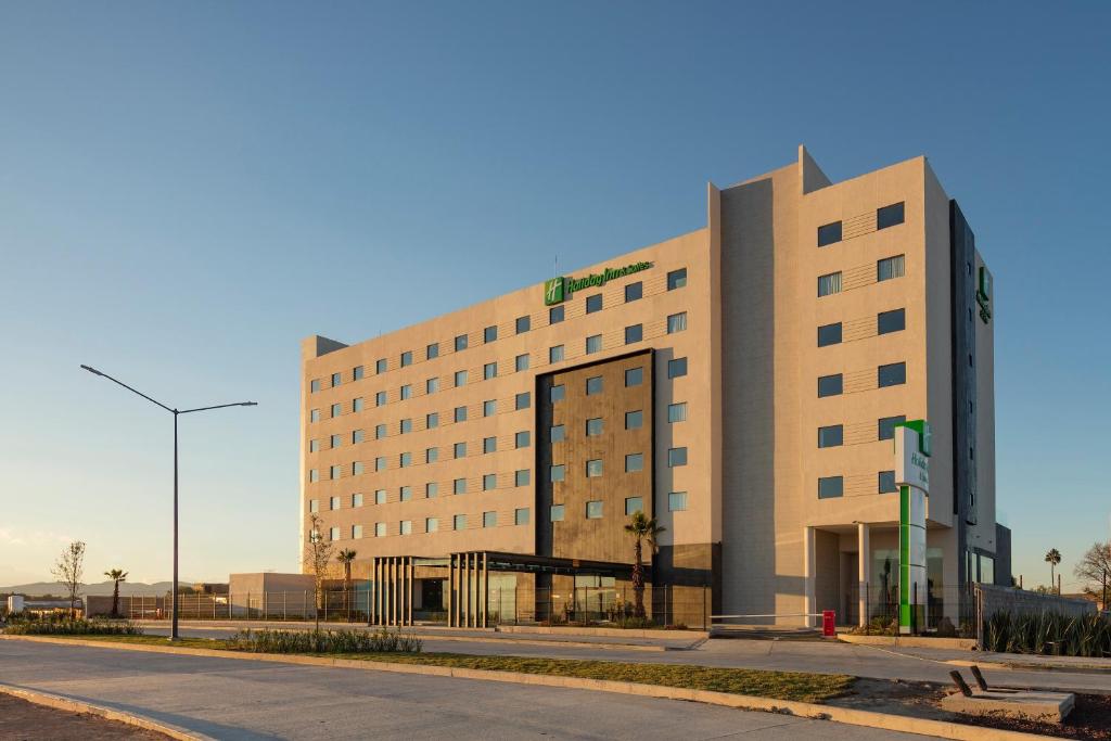 Holiday Inn & Suites - Aguascalientes
