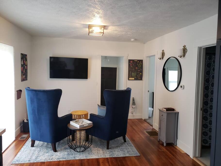 Cute Cottage-2 min from downtown Lincoln (Lincoln)