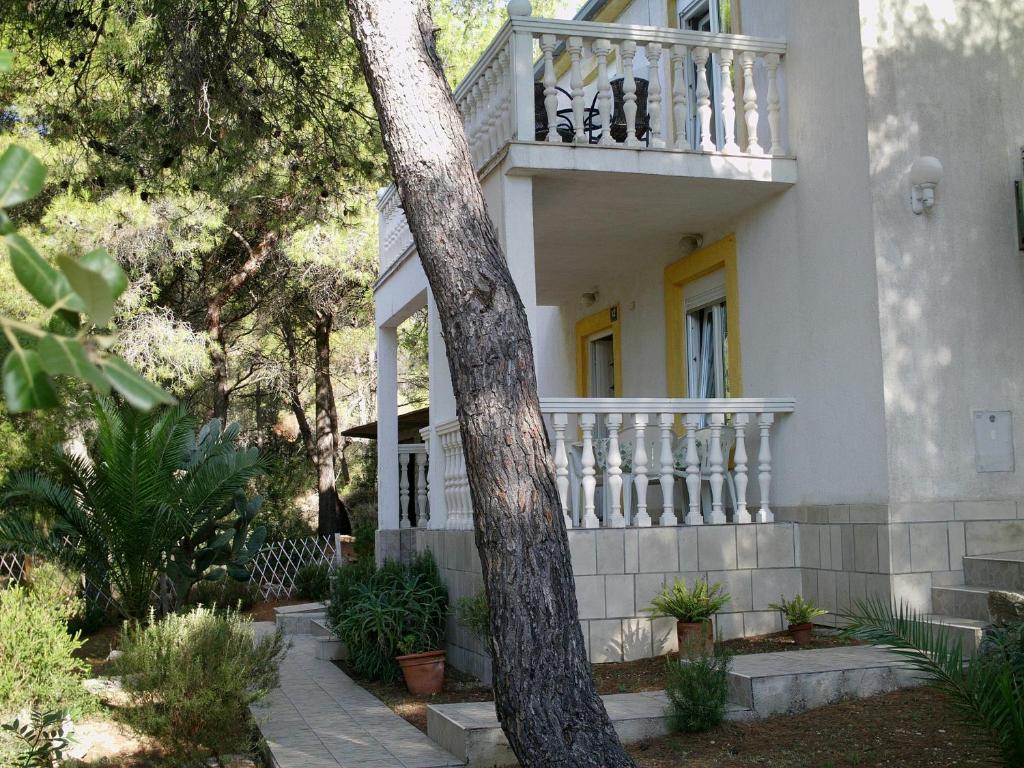 Apartments Elena & Damir (Vis)