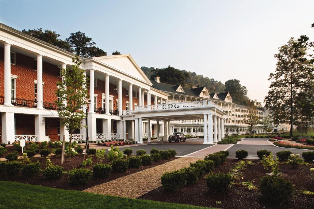 Omni Bedford Springs Resort (Bedford)