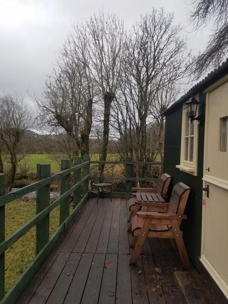 Rhydydefaid Cwt Clyd - Cosy Hut