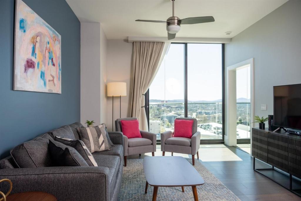 'Southern Exposure' A Luxury Downtown Condo with Mountain and City Views at Arras Vacation Rentals