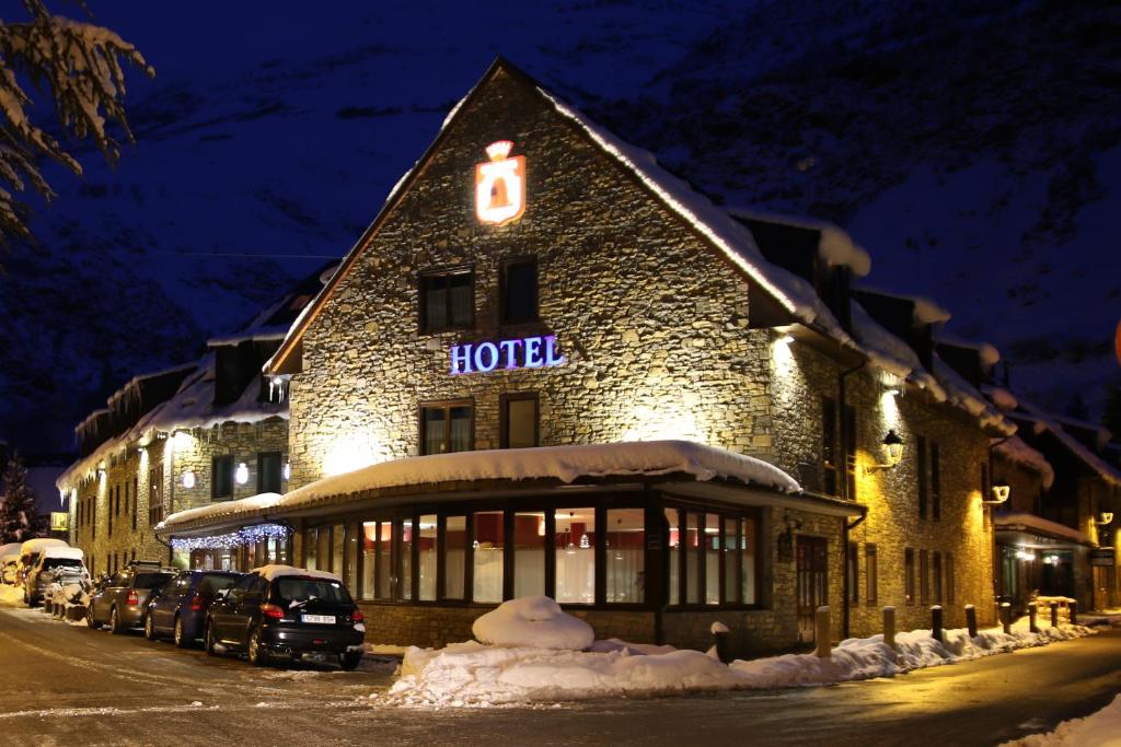 Hotel Vilagaros (Garós)