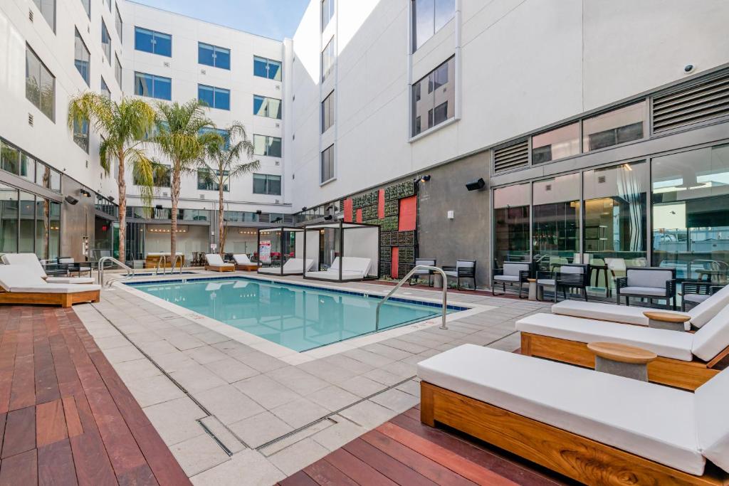 Shashi Hotel Mountain View (Mountain View)