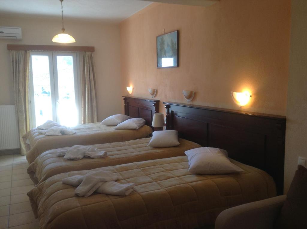 Hotel Kosta Famissi
