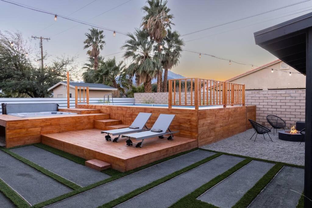 Desert Bungalow w/Hot Tub