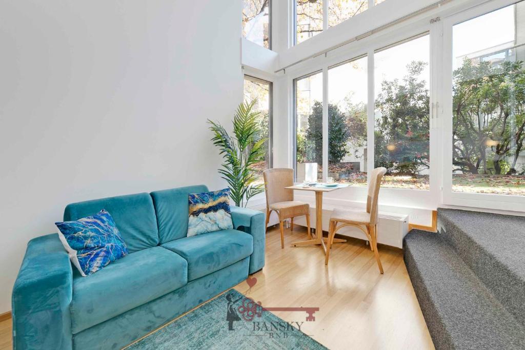 CENTRAL & BRIGHT Apartment on two floors 'TURQUOISE'