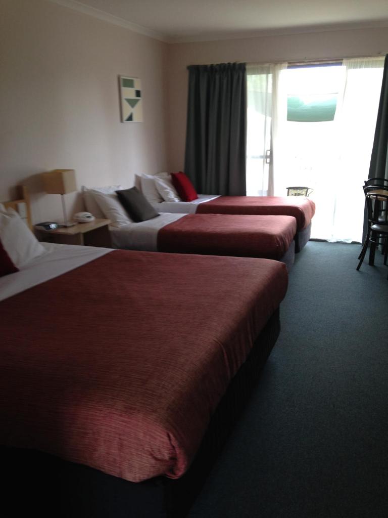 Rose Garden Motel