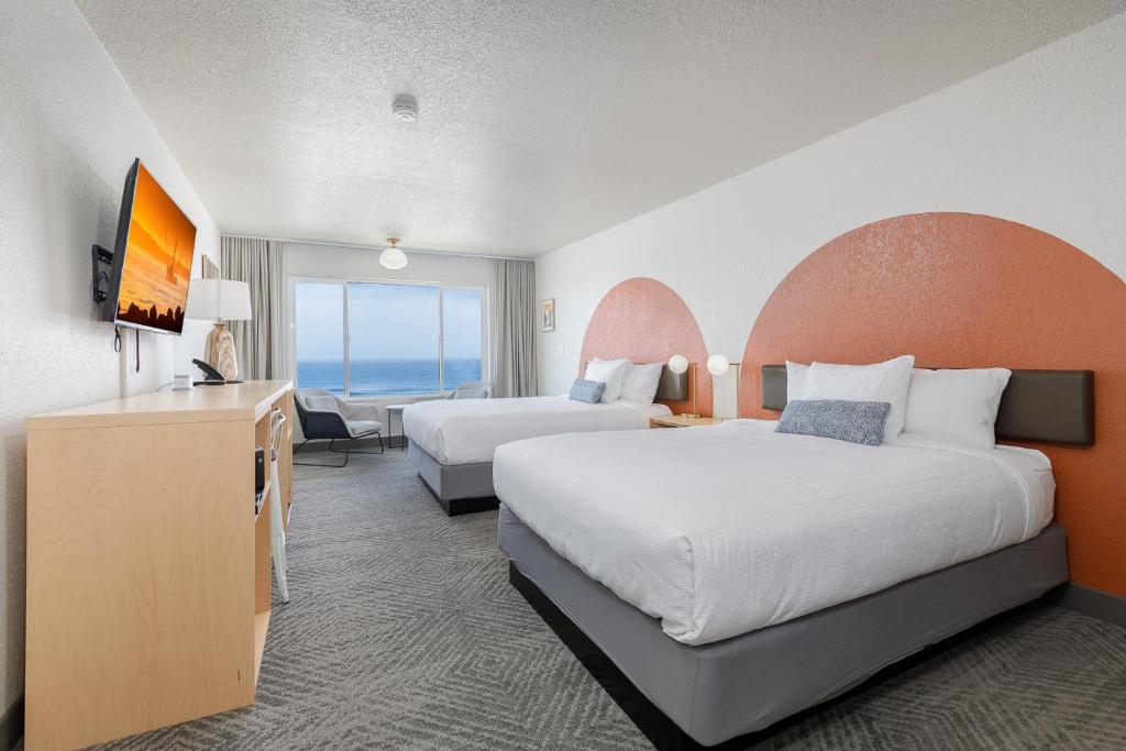 Surfland Hotel