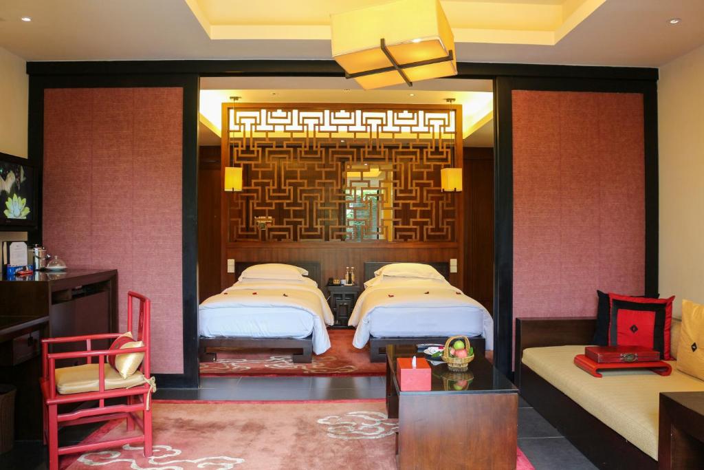 Banyan Tree Lijiang