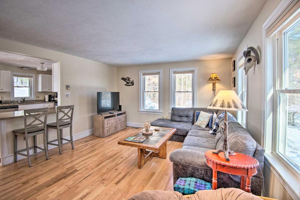 Gilford Home with Forest View (Gilford)