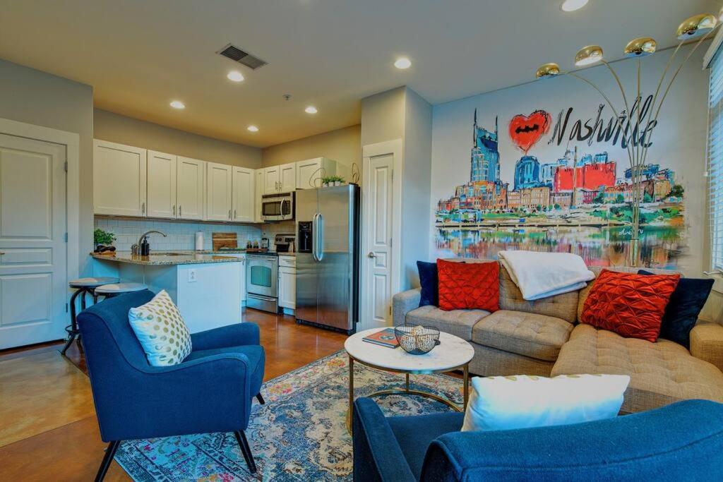 Condo 7 - I luv Nash - Minutes from Broadway!