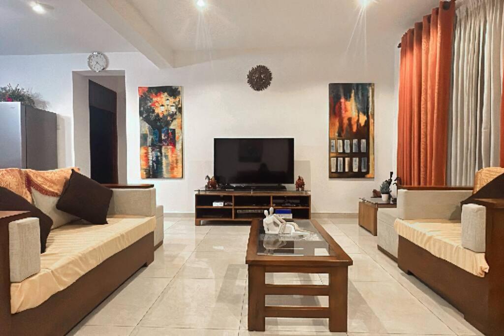 TG - Cozy Stay in Colombo