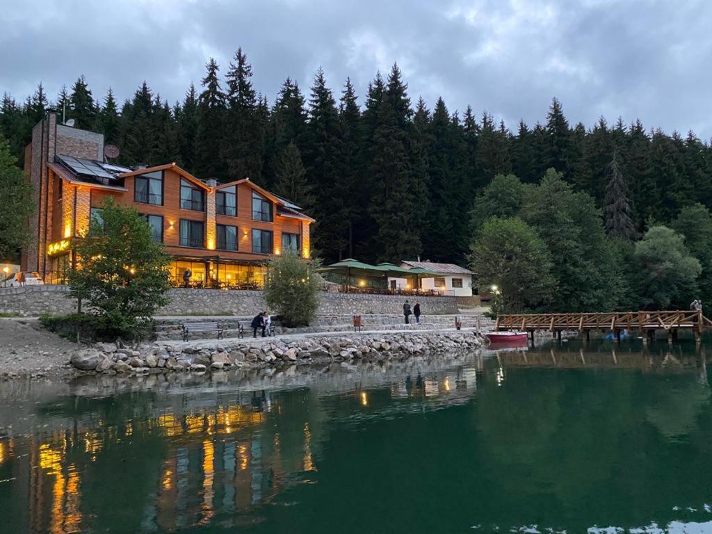 Şavşat Karagöl Hotel (Savsat)