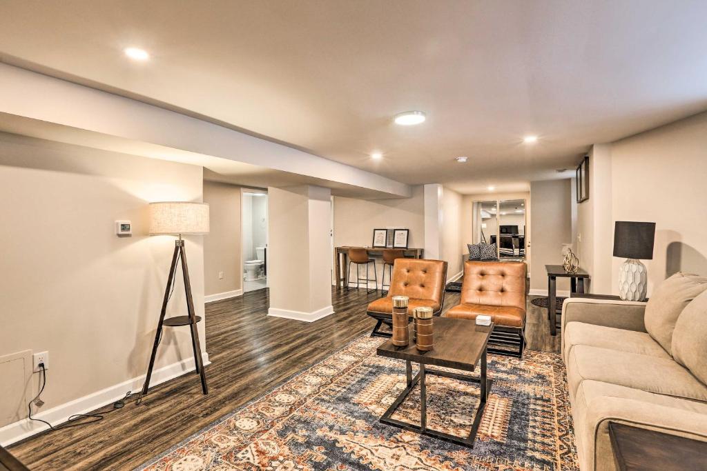 Cozy-Chic Cincy Apartment Less Than 4 Mi to Dtwn and Stadium