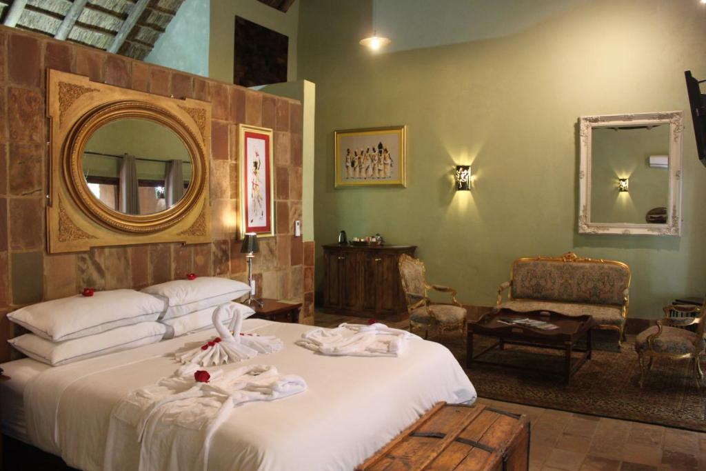 Misty Hills Country Hotel