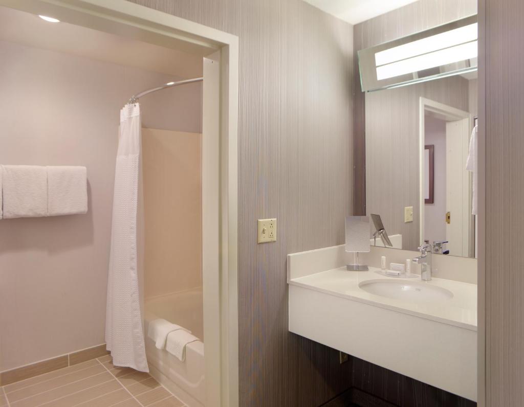 Courtyard by Marriott Kokomo (Kokomo)