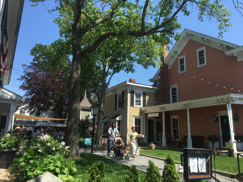 American Beech Hotel (Greenport)
