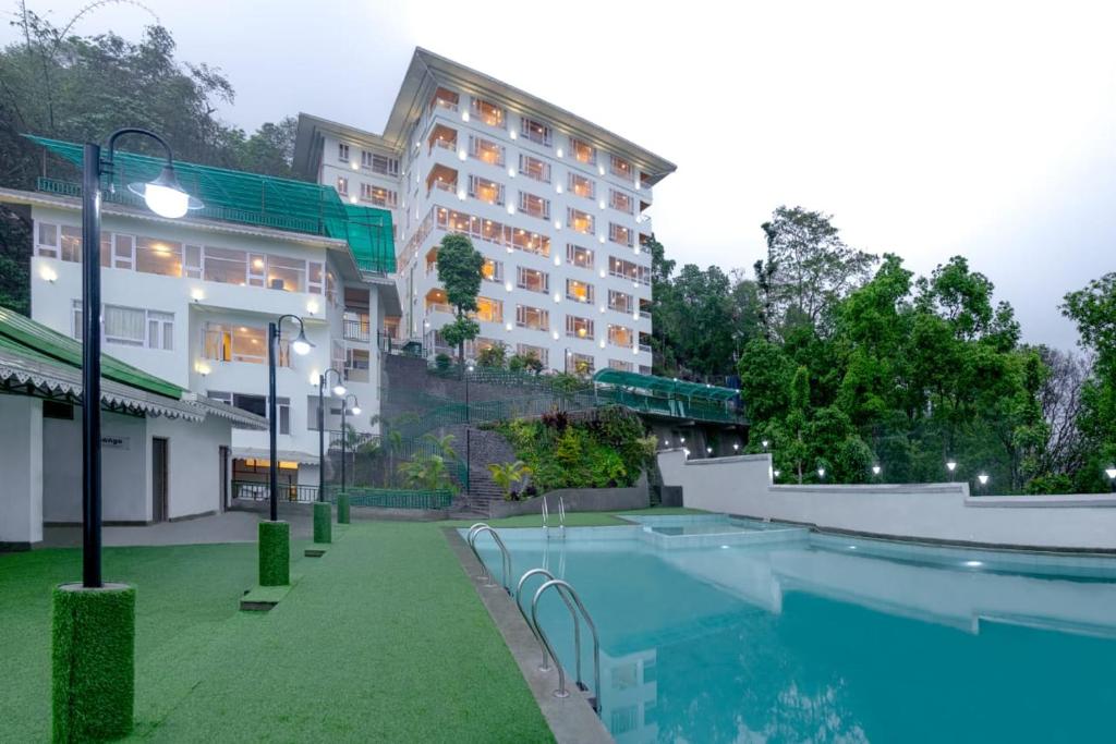 Treenz Hotel