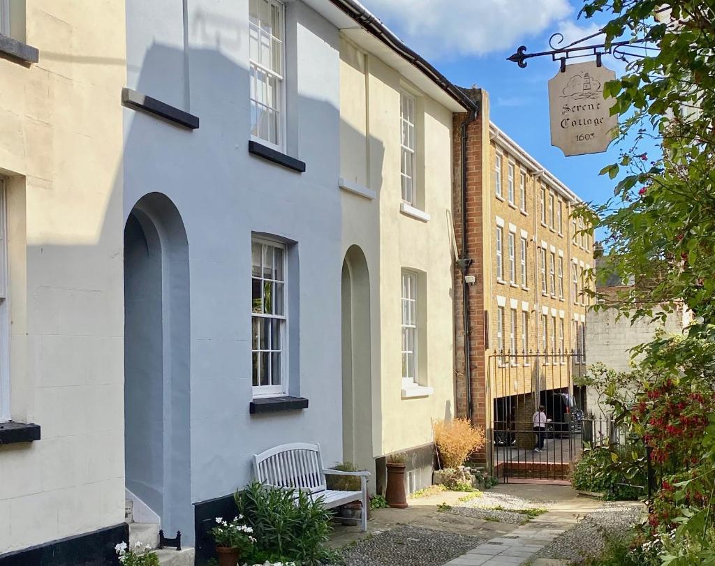 Picturesque Seaside Cottage Next to Viking Bay - Broadstairs