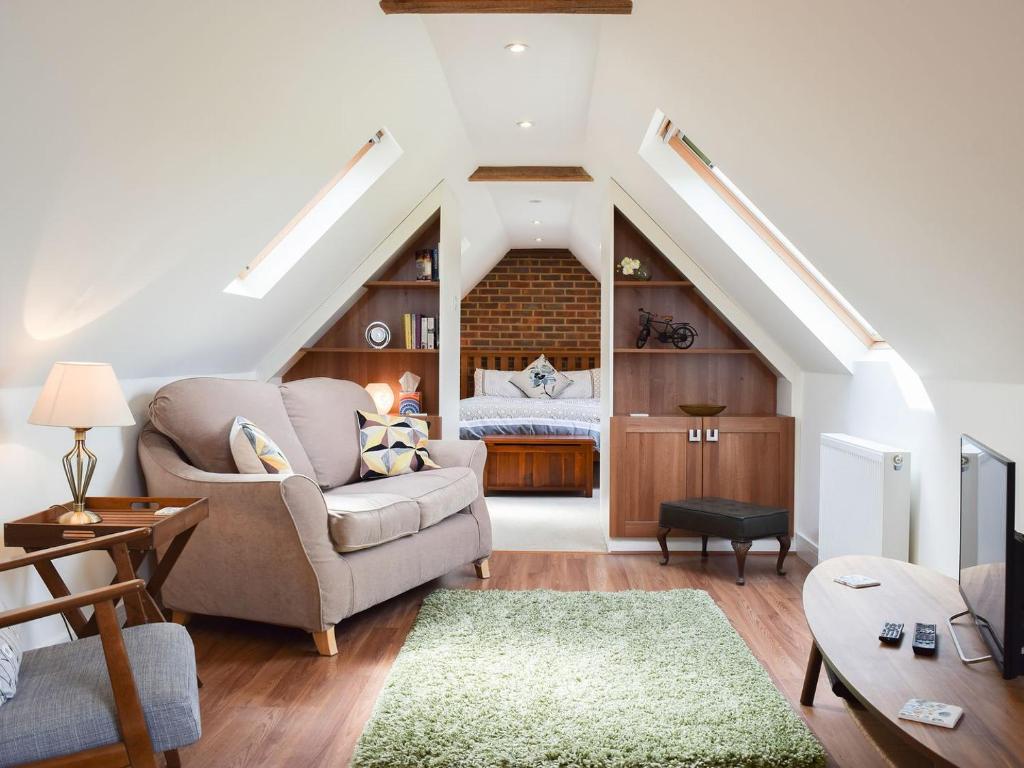 Kingshill Farm - Meadow View (Little Missenden)
