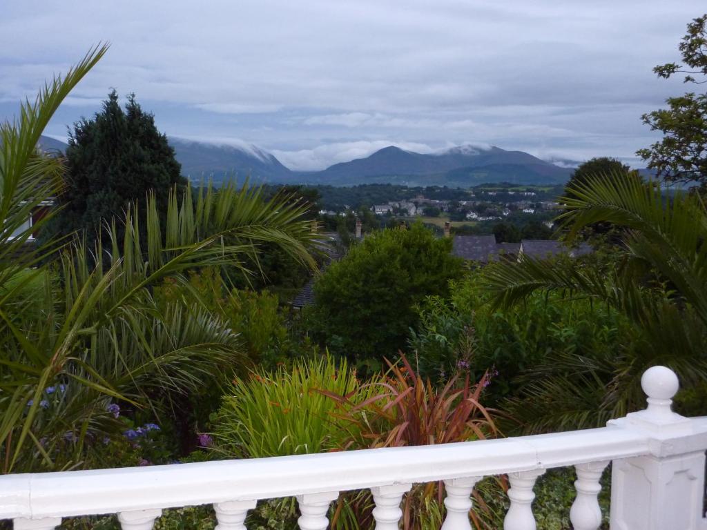 Eildon (Menai Bridge)