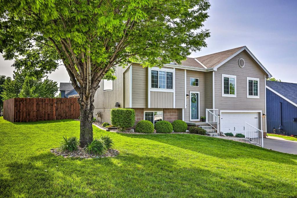 Pet-Friendly Omaha Family Home with Grill and Deck!