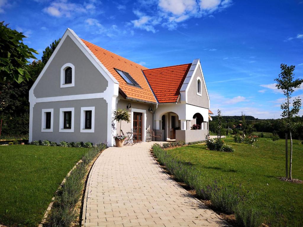 Villa Tilia Vászoly (Vászoly)