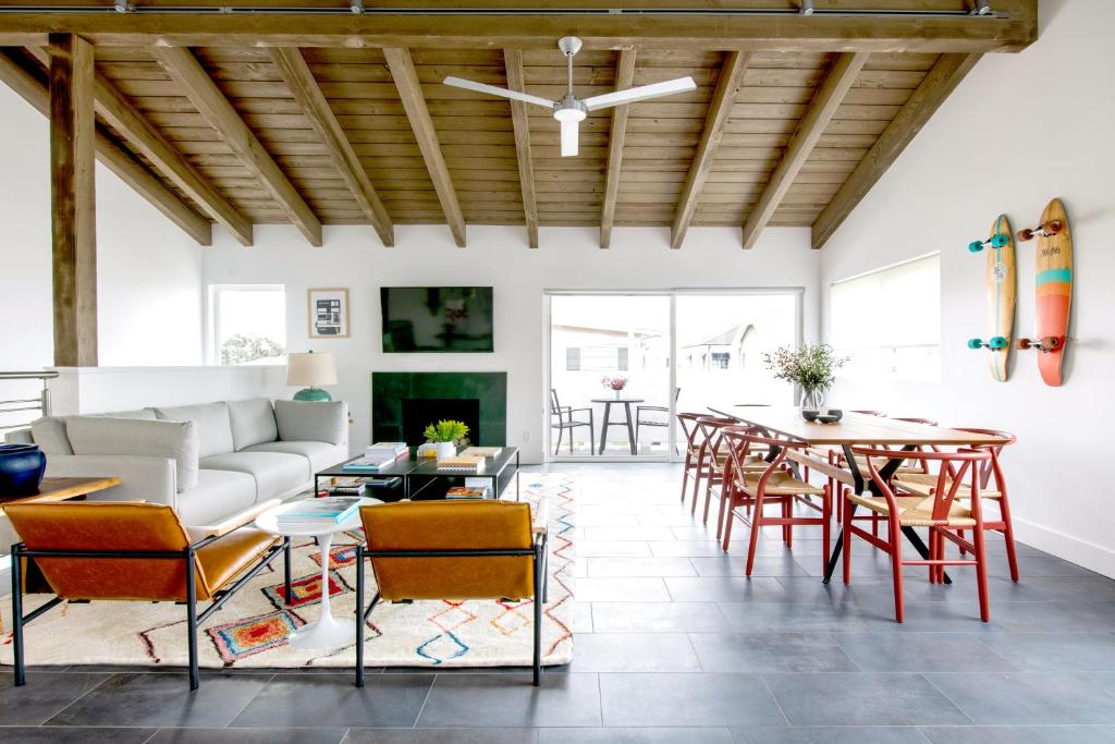 ONeill II by AvantStay Coastal Paradise Steps from Beach Newly Renovated