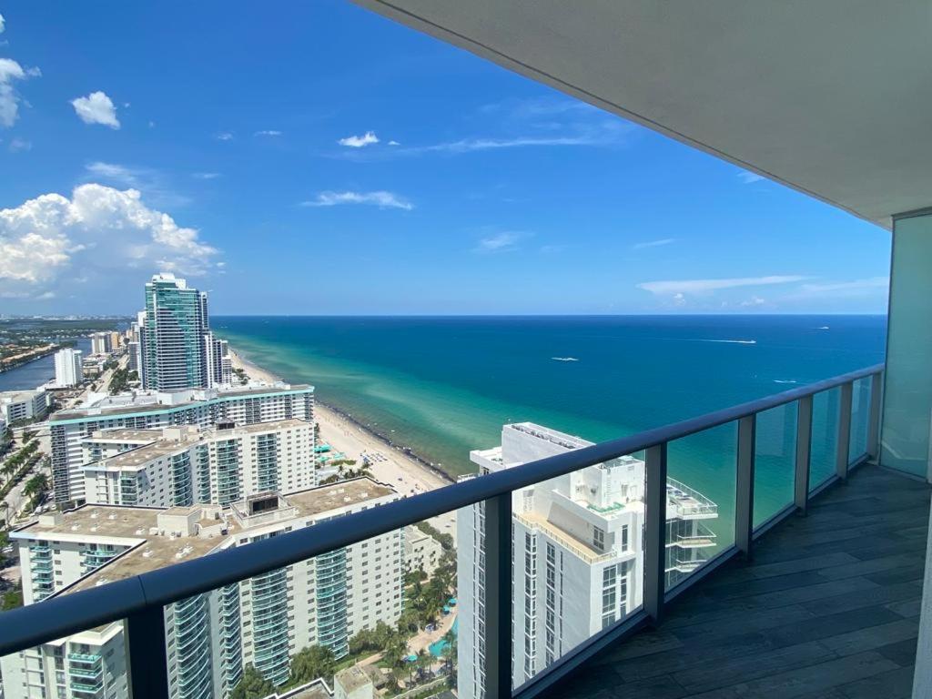 Luxury Beachfront Apartment in Hyde Resort