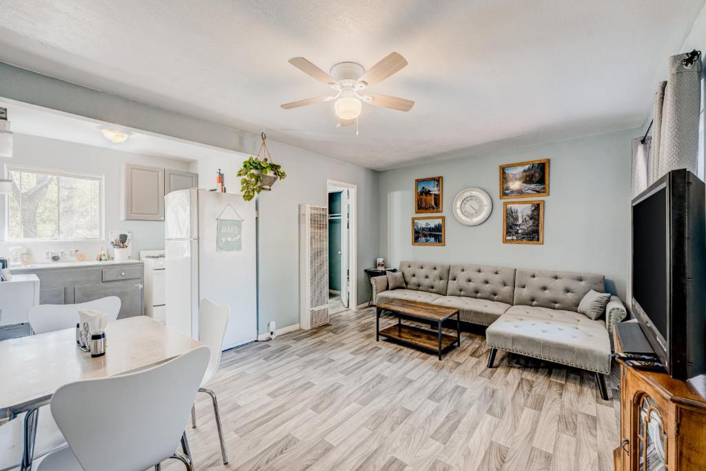 Pine Tree Place - Unit 5