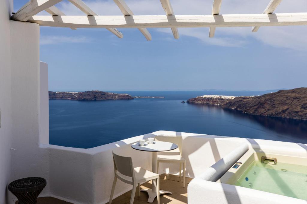 Rocabella Santorini Hotel & Spa