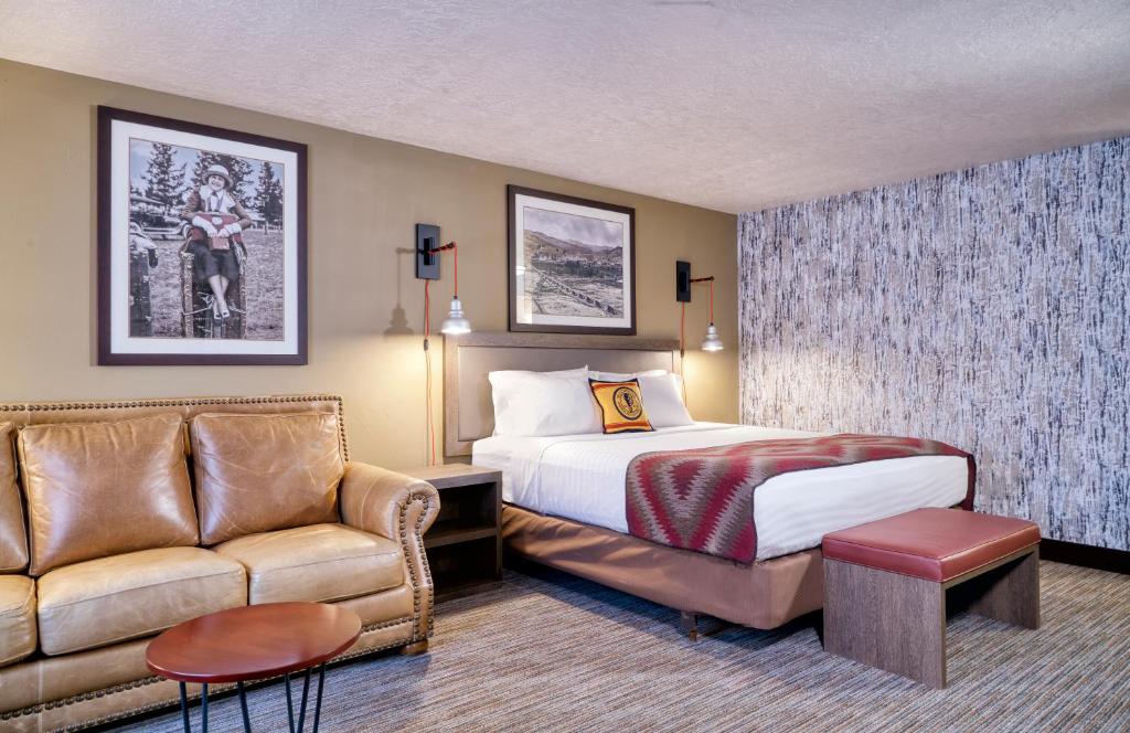 Yellowstone Park Hotel