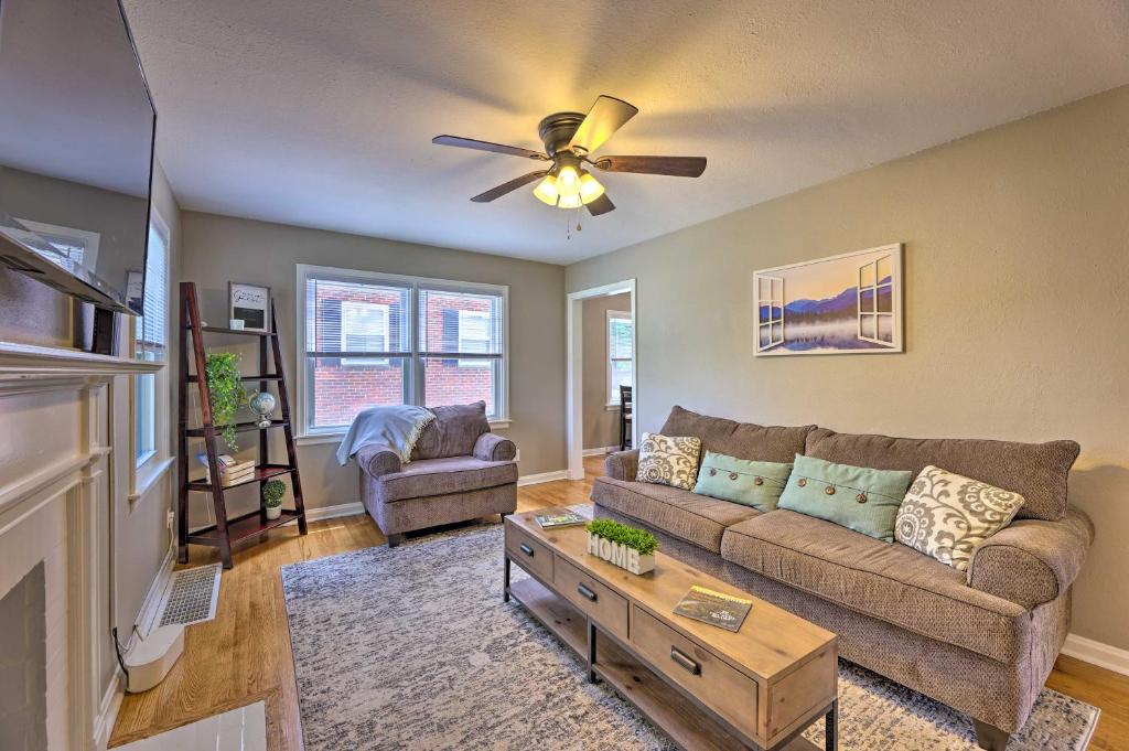 Charming Charleston Home with Yard and Fire Pit! (Charleston)