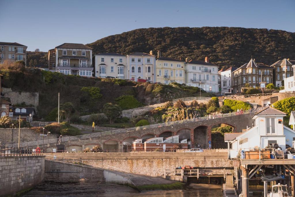 The Hambrough (Ventnor)