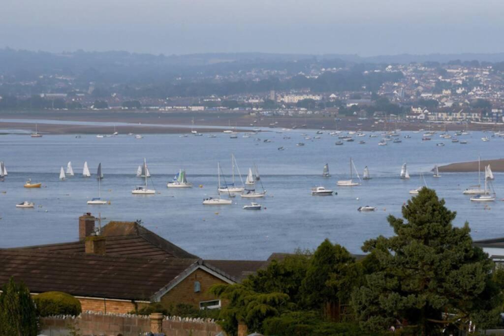 Violet Mays Retreat (Starcross)
