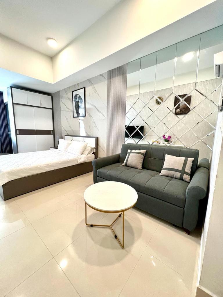 Lovely 1 bedroom Condo with pool
