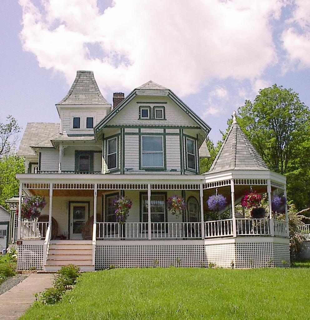 Antique Rose Inn Windham (Windham)