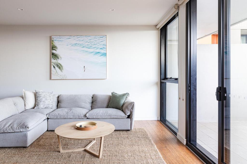 The Grande - Arena Newcastle Beach