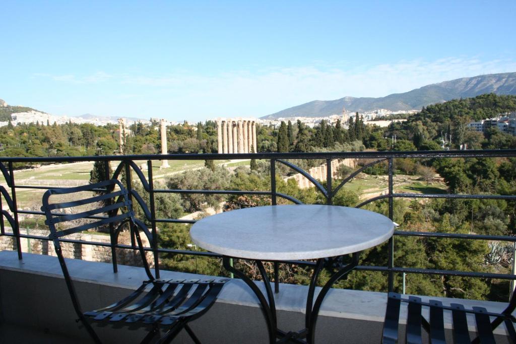 Acropolis Elegant Penthouse