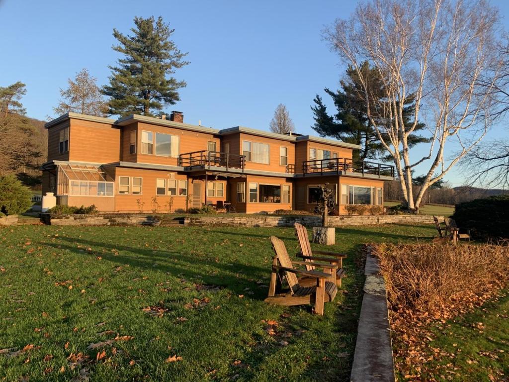 The Guest House at Field Farm (Williamstown)