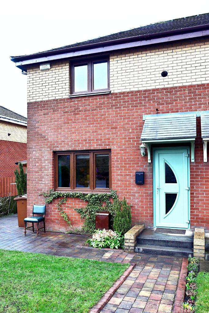 A cosy house near the city centre