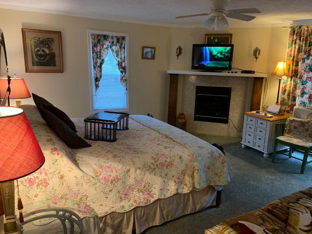 Emerald Necklace Inn Bed and Breakfast (Lakewood)