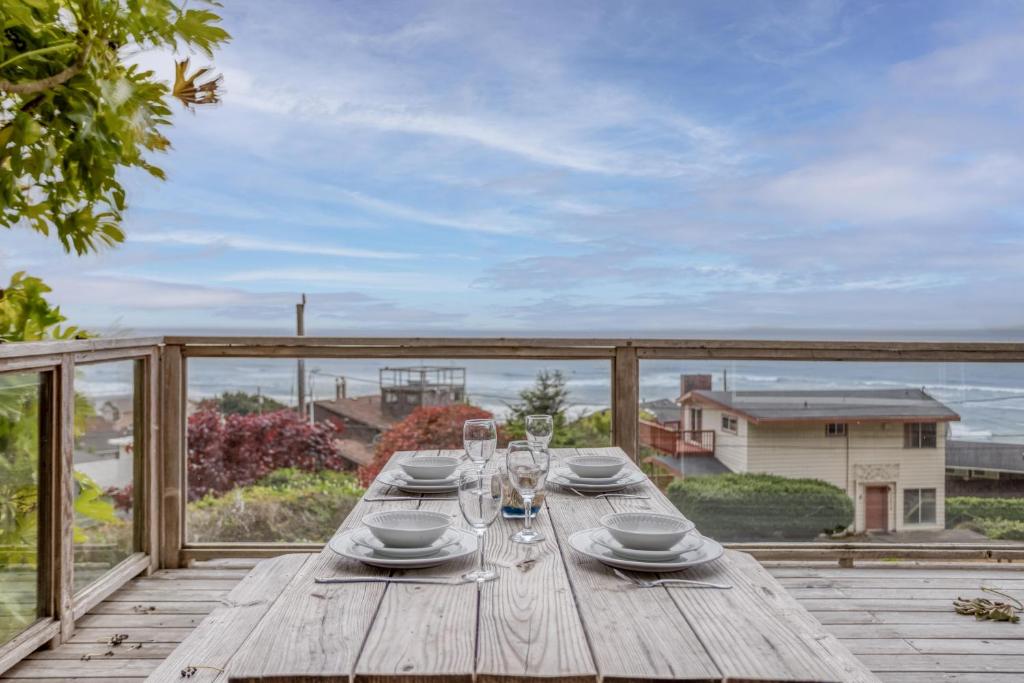 SeaCret Hideaway (Lincoln City)