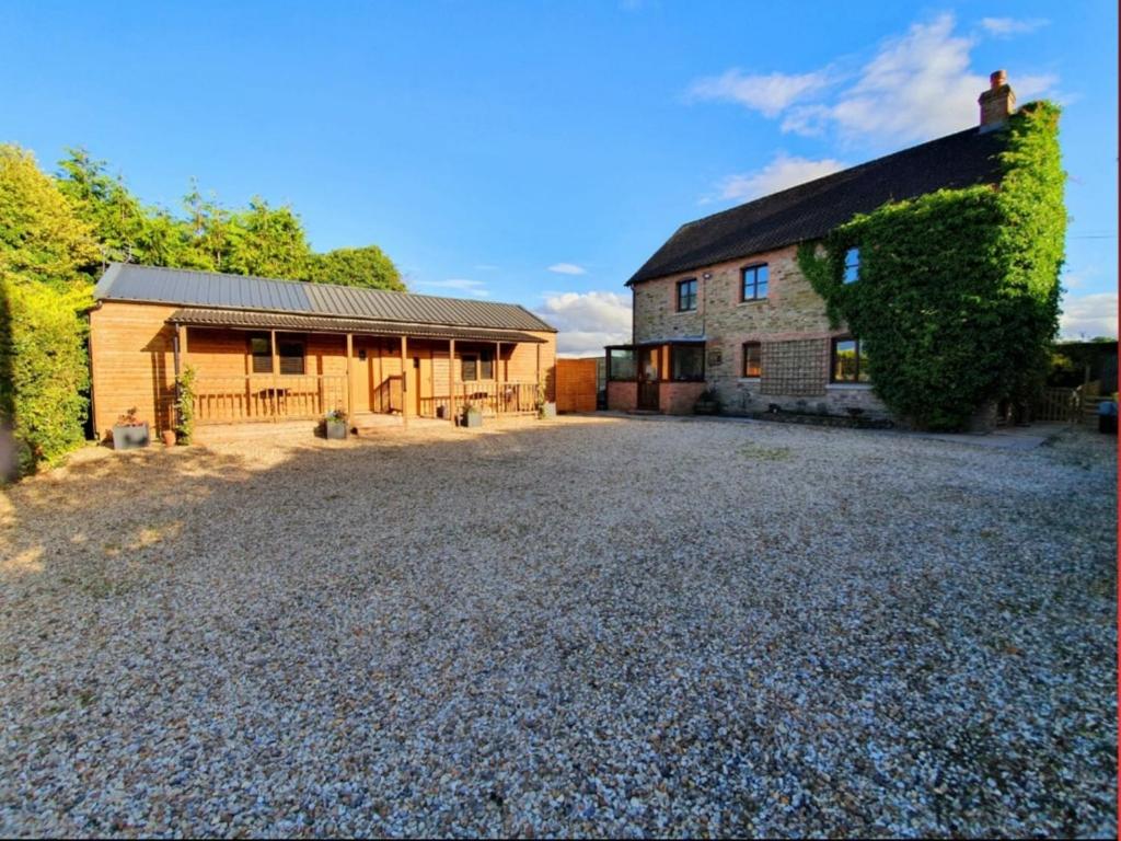 Lyonshall Lodge (Kington)