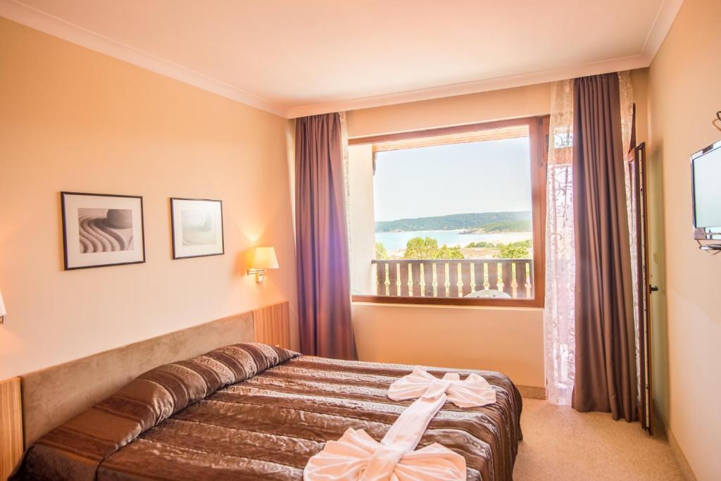 Arkutino Family Resort
